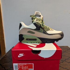 Women's Nike Air Max 90 NRG Lahar Sneakers